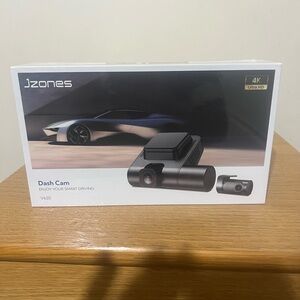 4K Ultra HD Black Dash Cam
